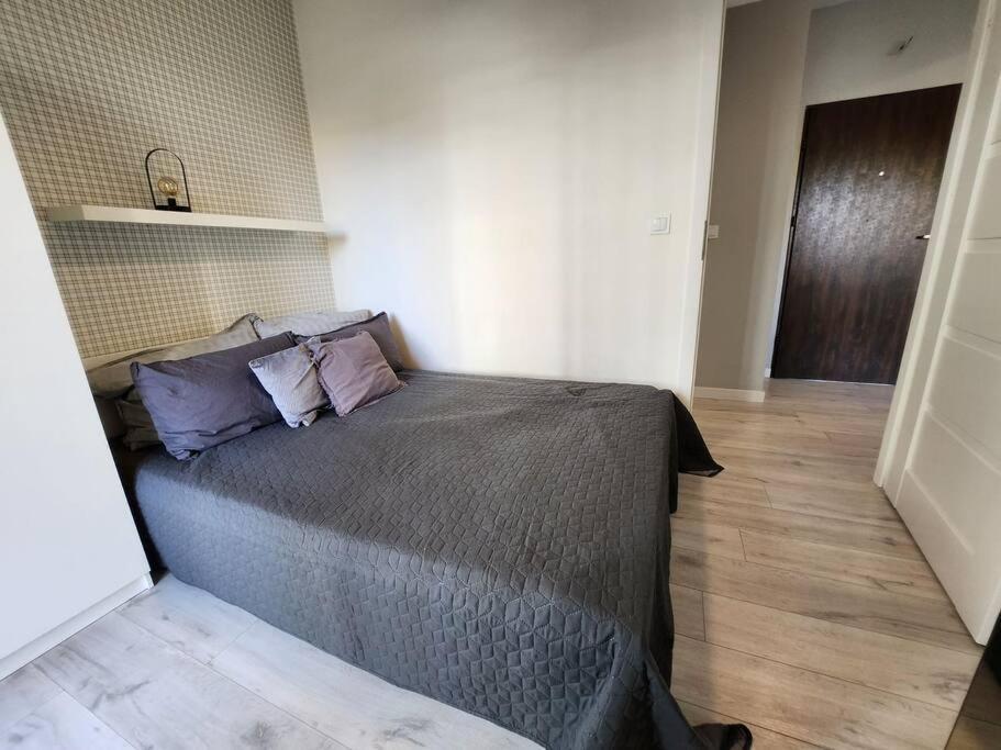 Apartstars - Powstancow #32 With Terrace Rzeszow Luaran gambar